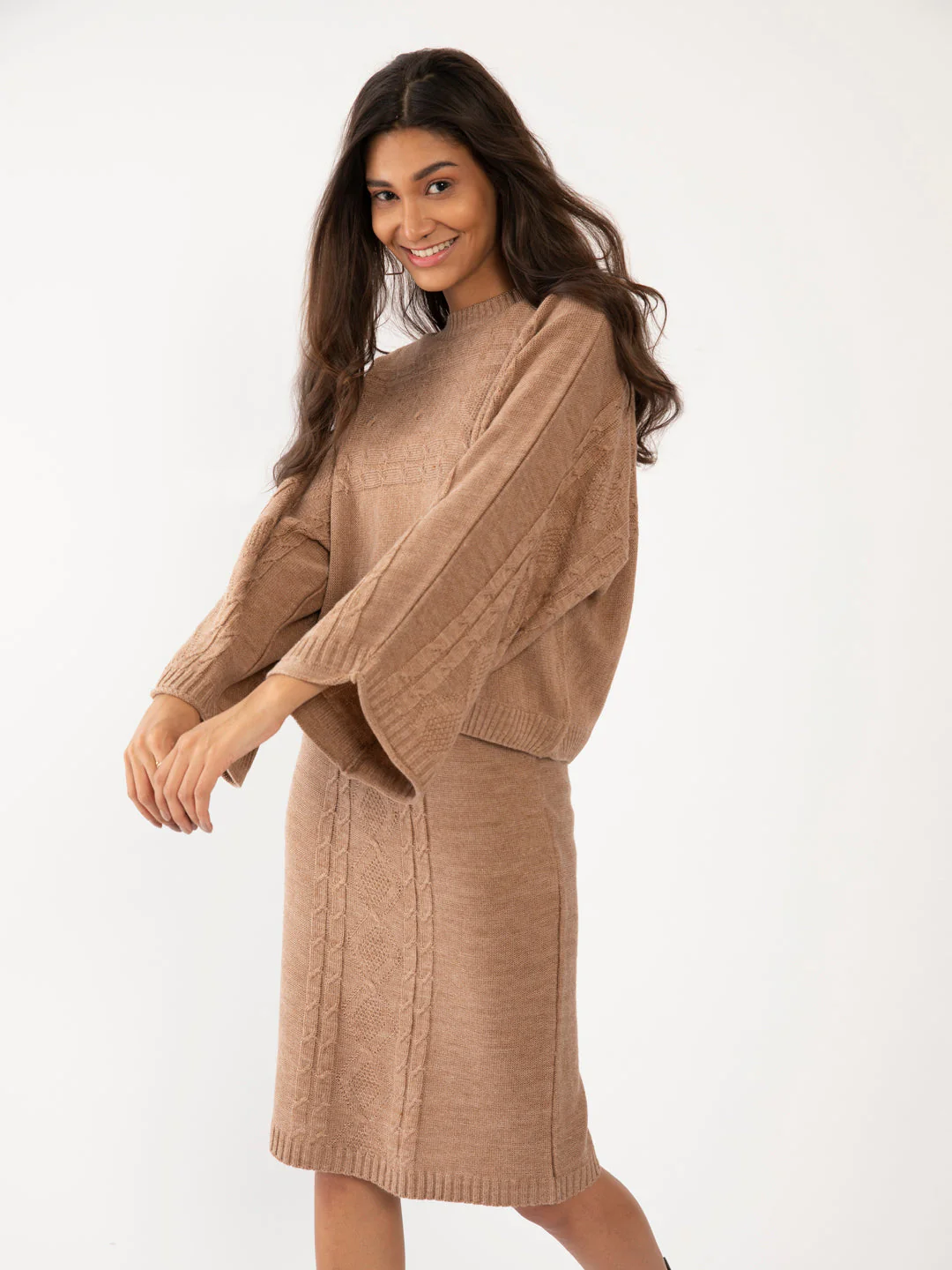 Beige Solid Oversized Midi dress - Image 3