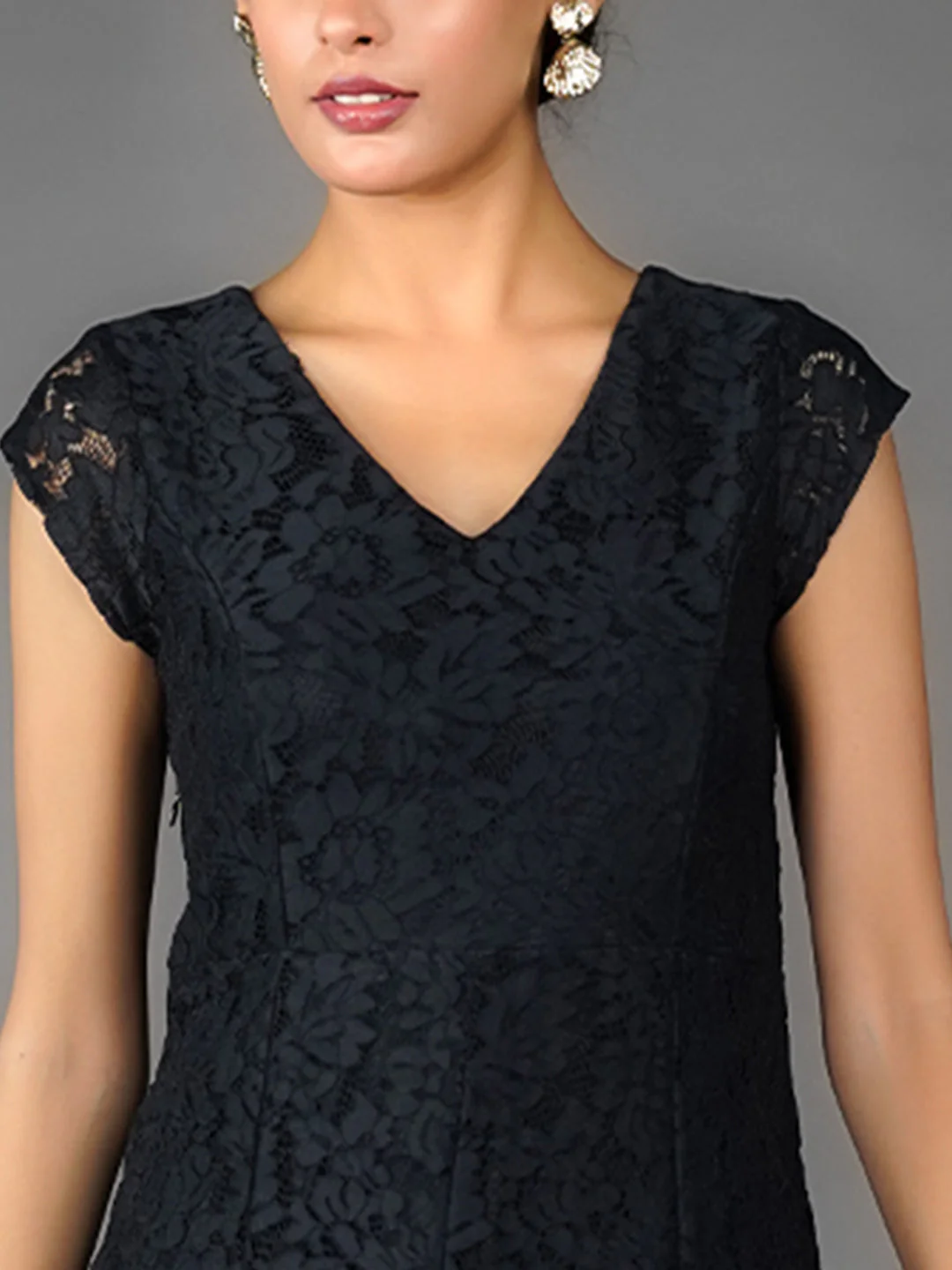 Black Lace Flared Maxi Dress - Image 7