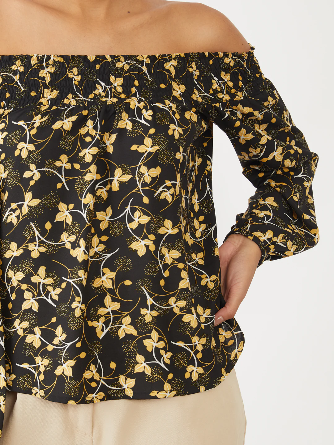 Black Printed Off-shoulder Top - Image 6