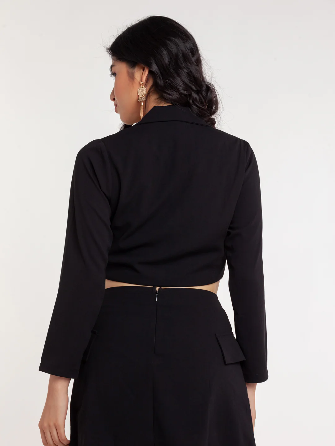 Black Solid Crop Top - Image 4