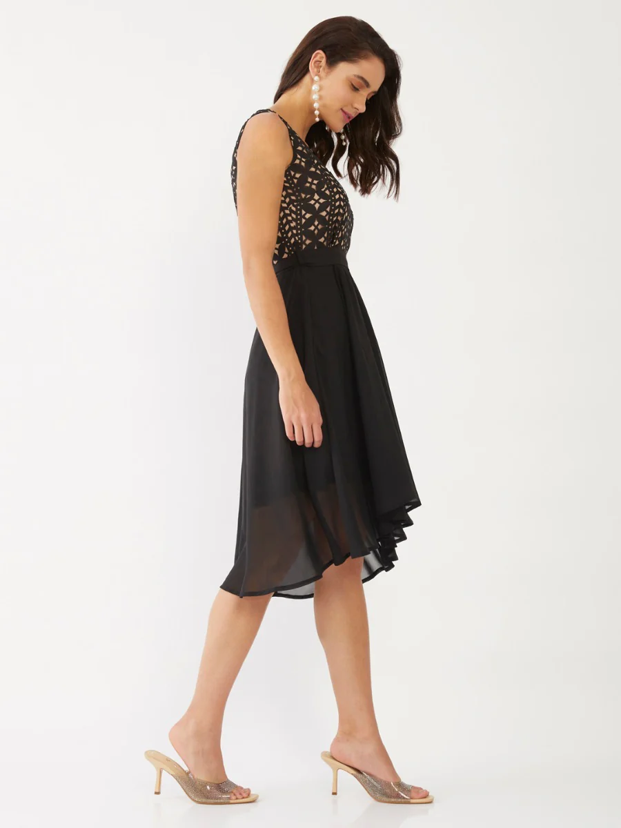 Black Solid Short Dress - Image 3