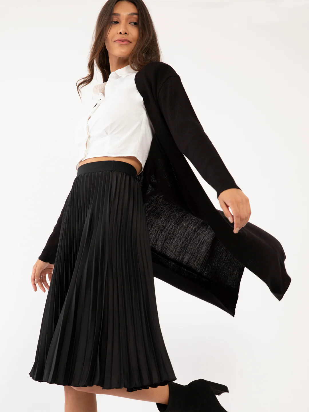 Black Solid Straight Shrug - Image 3