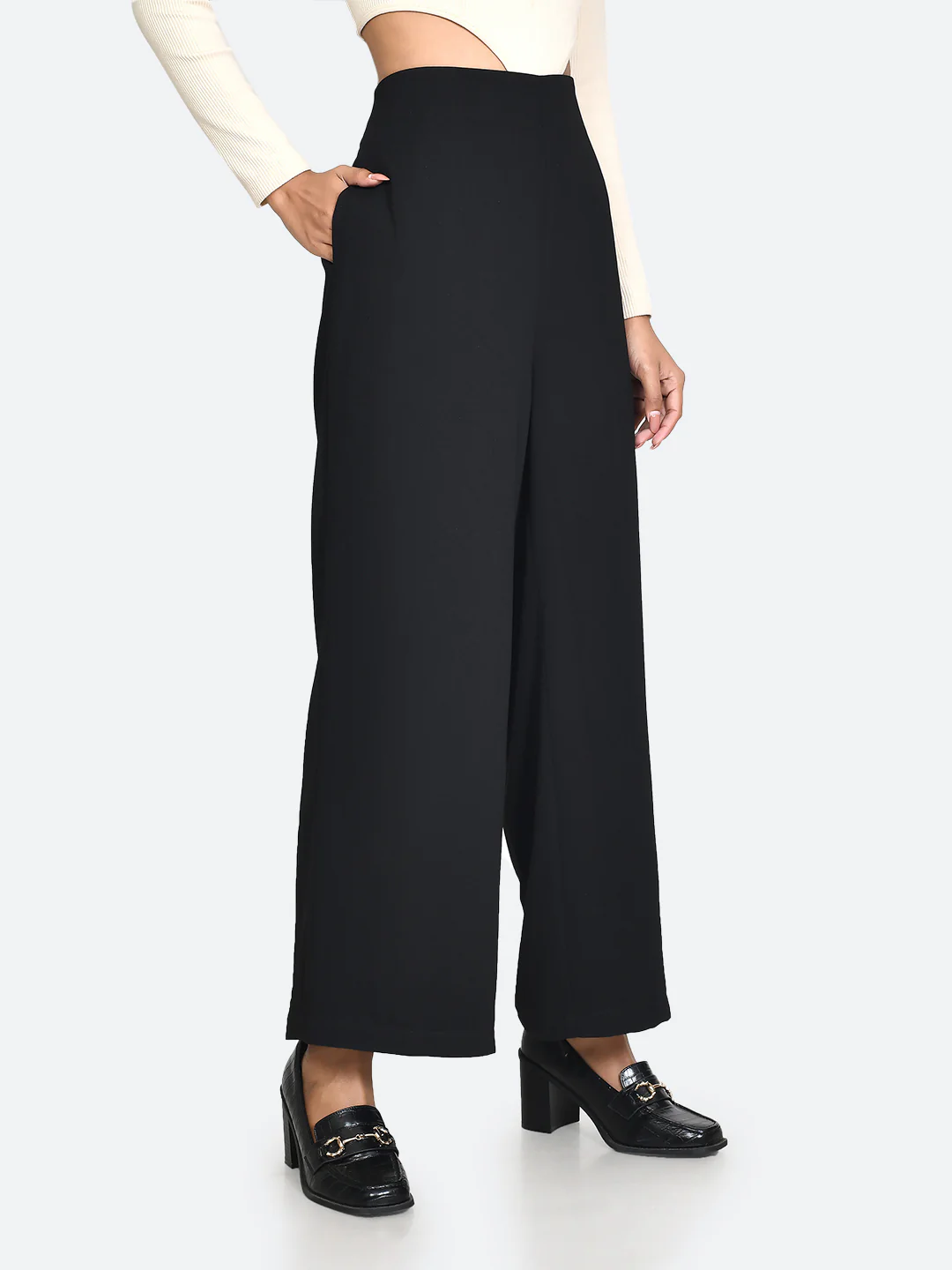 Black Solid Wide Leg Trouser - Image 3