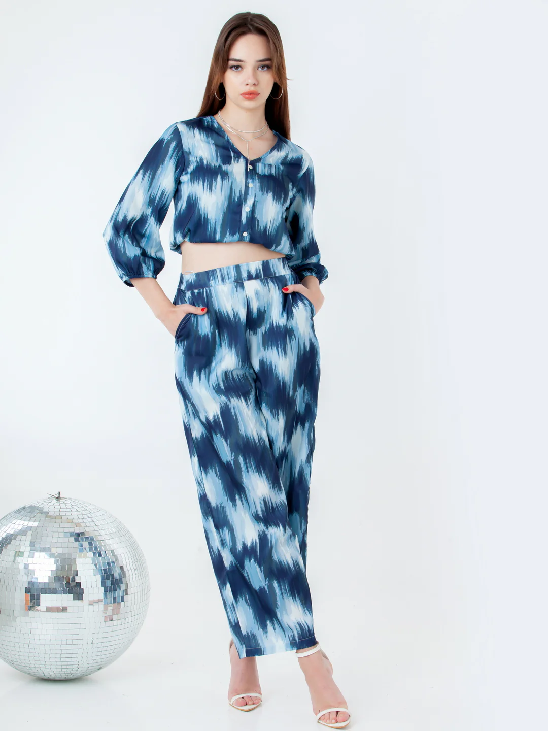 Blue Printed Regular Top - Image 2