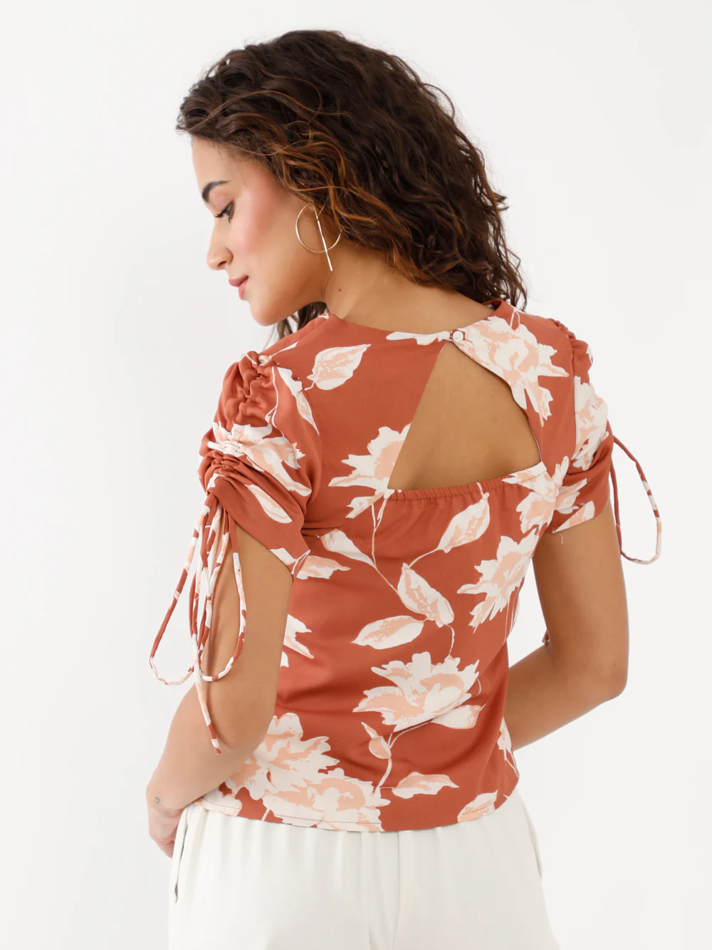 Brown Printed Puff Sleeve Top - Image 4