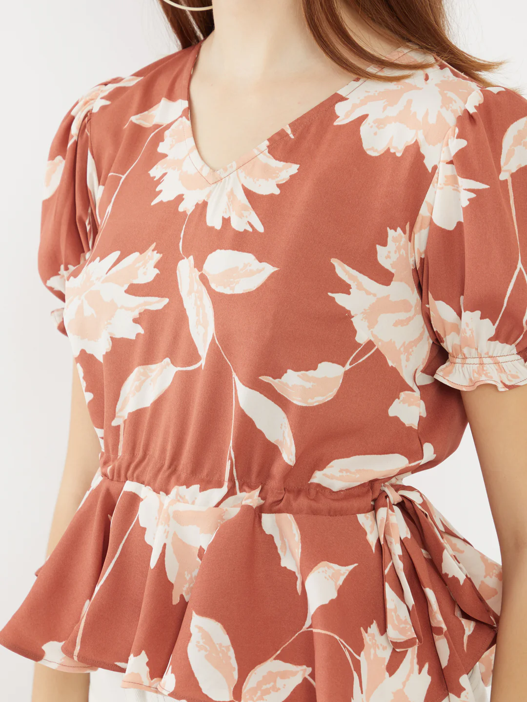 Brown Printed Puff Sleeve Top - Image 4