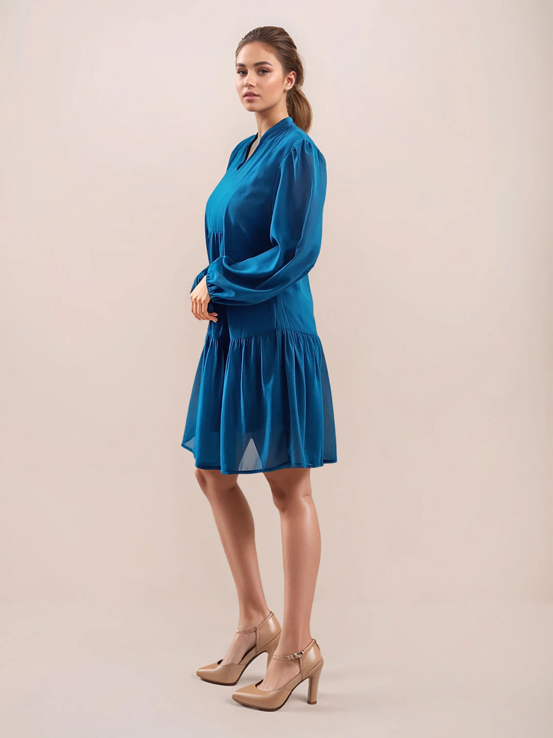 Green Solid 3/4th Sleeves Short Dress - Image 5