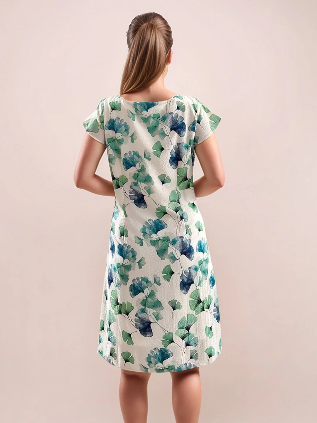 Multi-Colored Tropical Print Short Sleeves Knee-Length Dress - Image 4