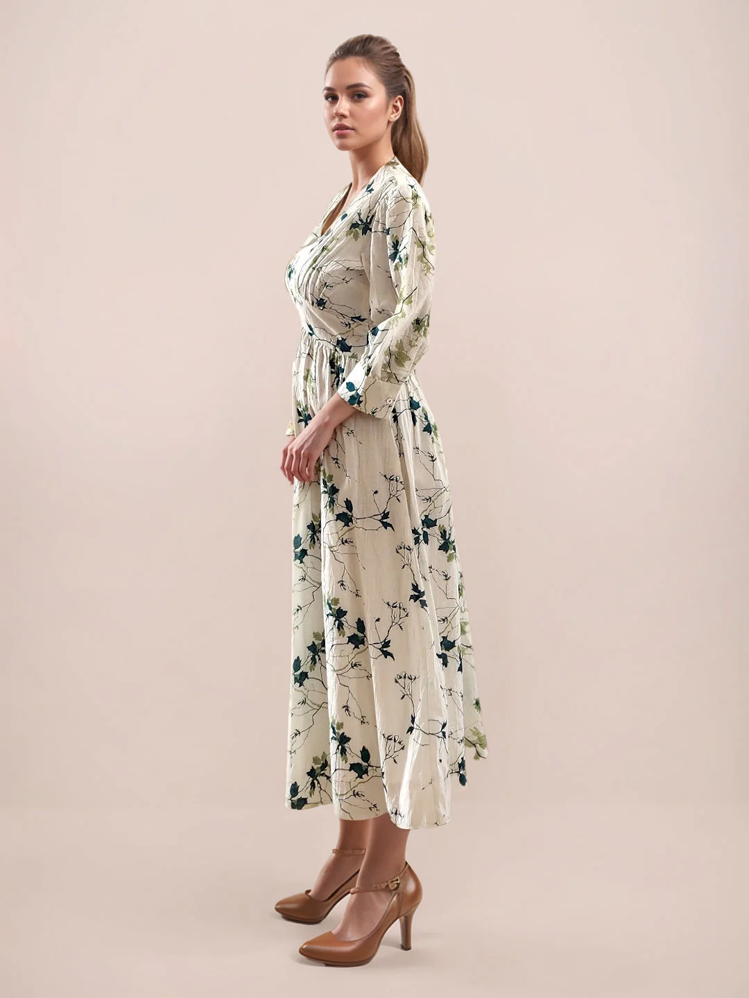 Multi-Colored Tropical Print 3/4th Sleeves Midi Dress - Image 5