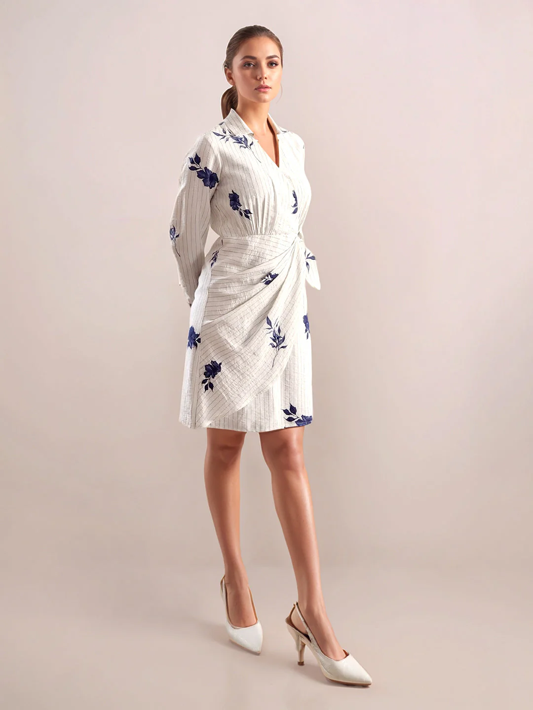 Zink London Women's Blue Floral Mini Dress - Image 5