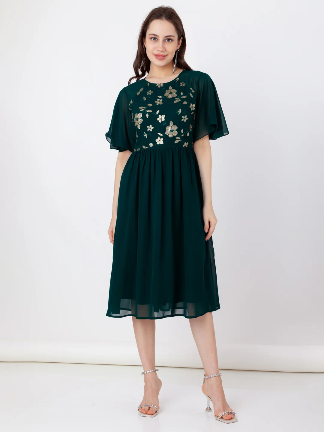 Green Embroidered Regular Midi Dress - Image 2