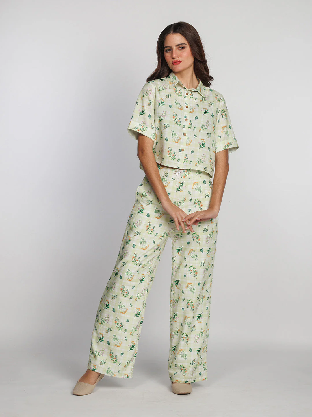 Green Floral Printed Straight Palazzo