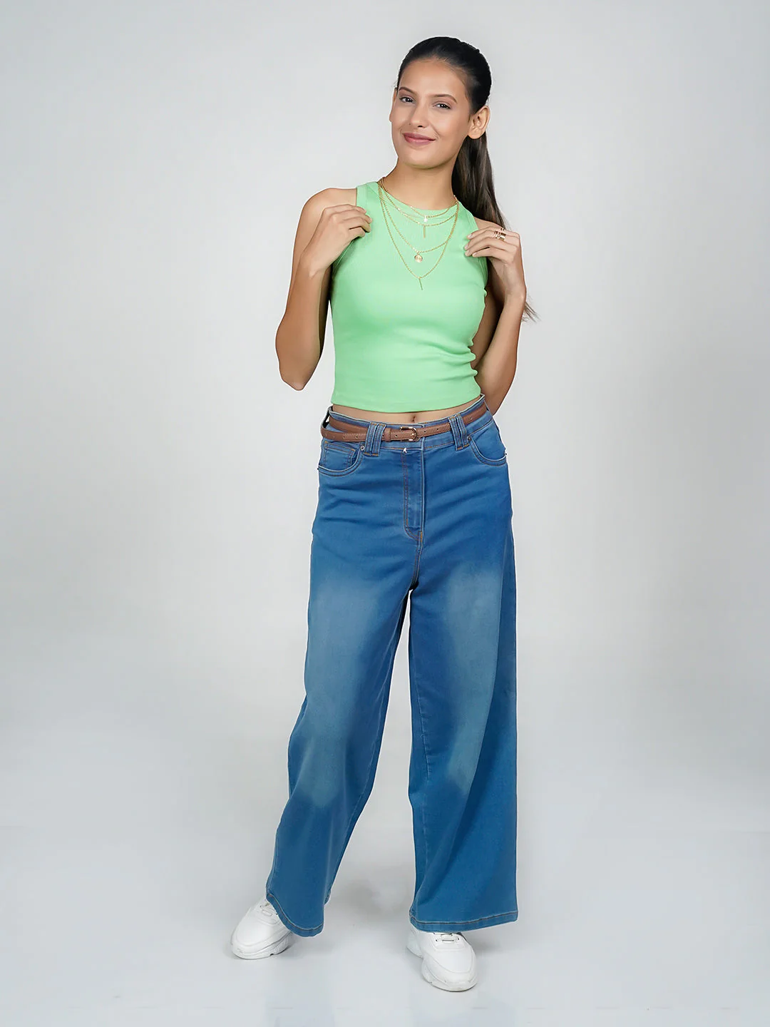 Green Solid Basic Crop Top - Image 5