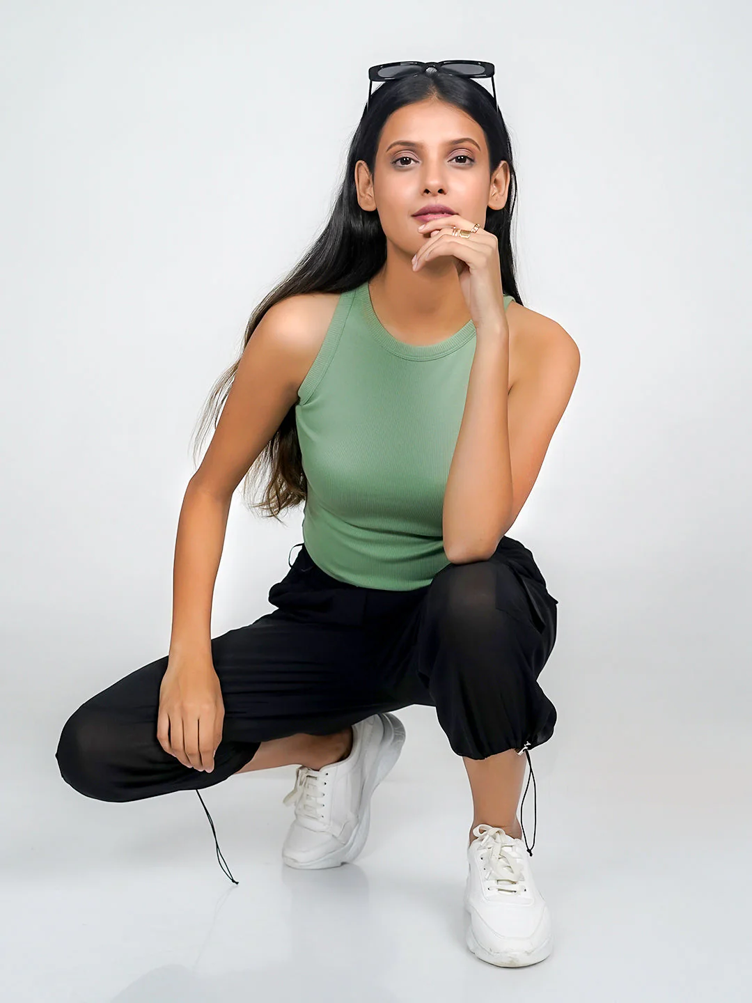 Green Solid Basic Crop Top - Image 3