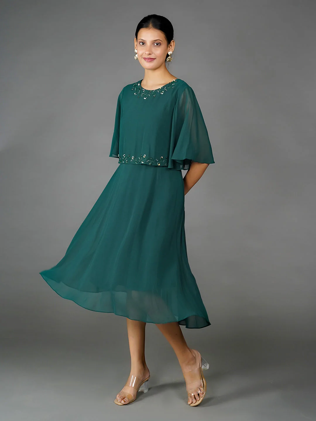 Green Solid Embroidered Flared Midi Dress - Image 4