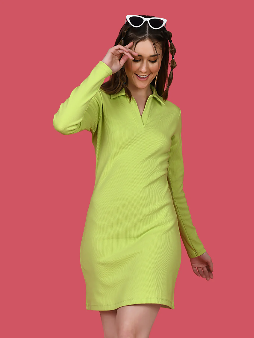 Green Solid Fitted Short Dress - Image 2