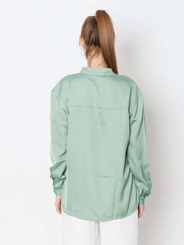 Green Solid Regular Fit Shirt - Image 4
