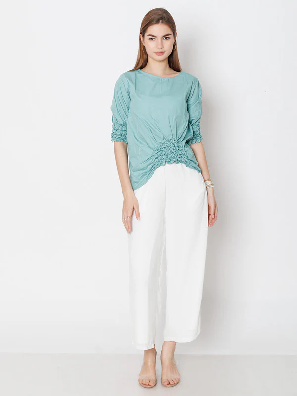 Green Solid Regular Fit Top - Image 5