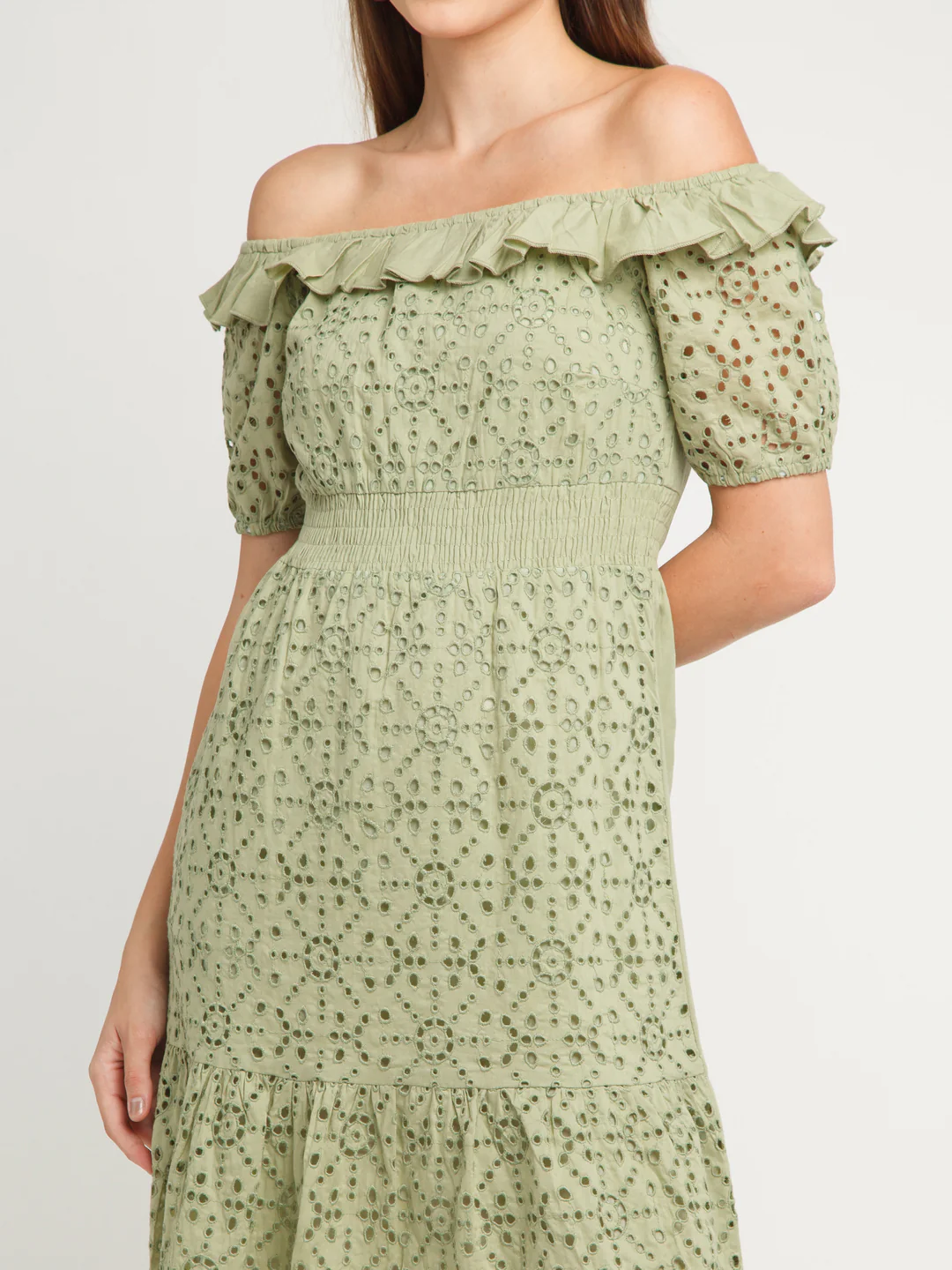 Green Solid Regular Midi Dress - Image 6