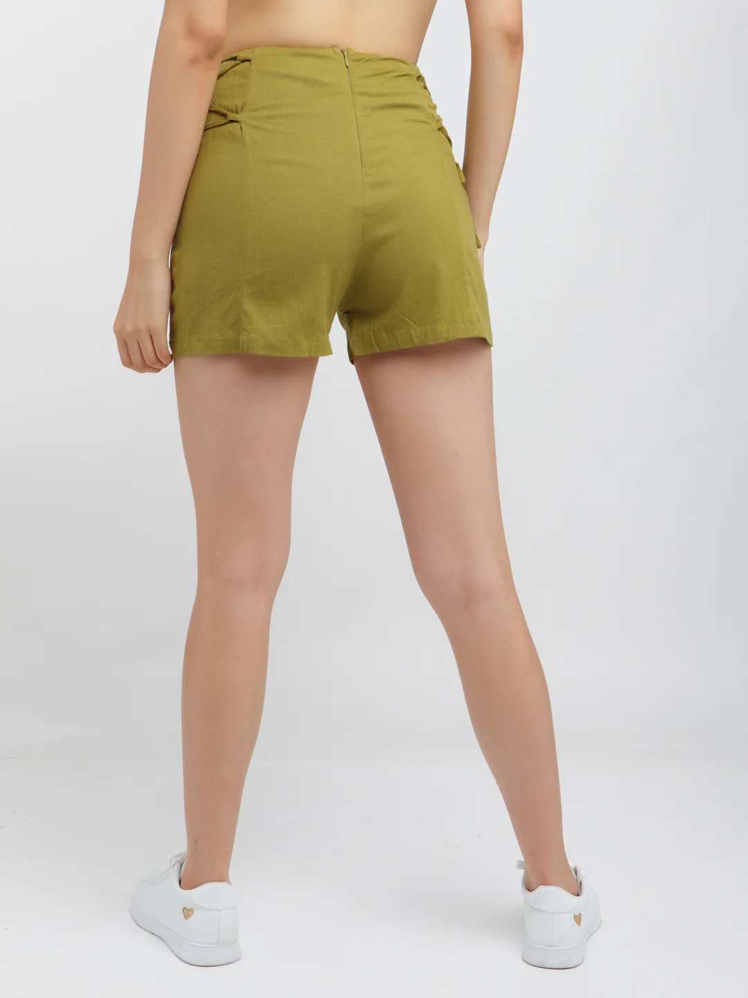 Green Solid Regular Shorts - Image 4