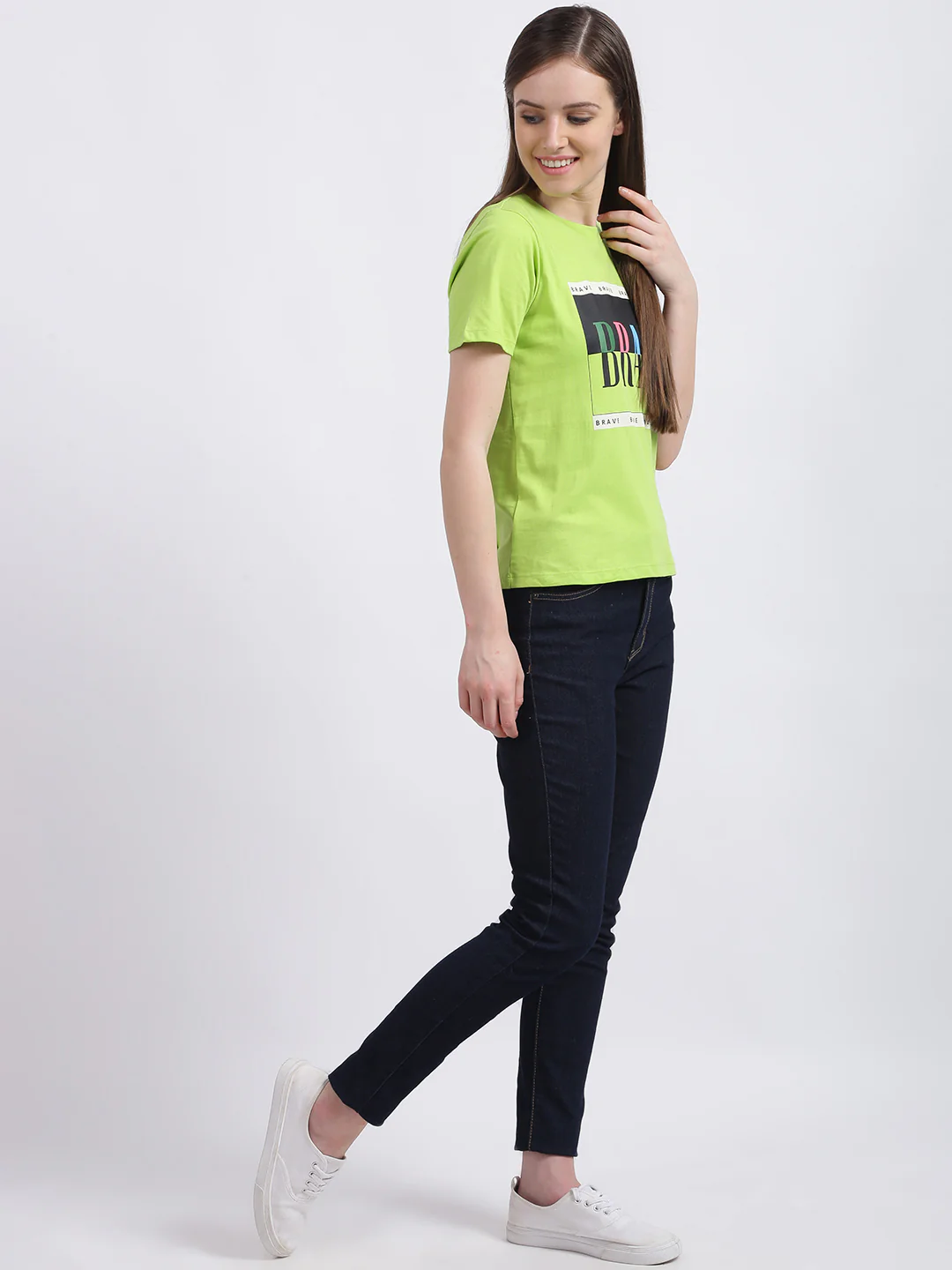 Green Solid Regular T-Shirt - Image 5