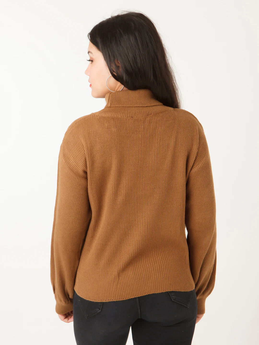Grey Solid Cropped Sweater - Image 4