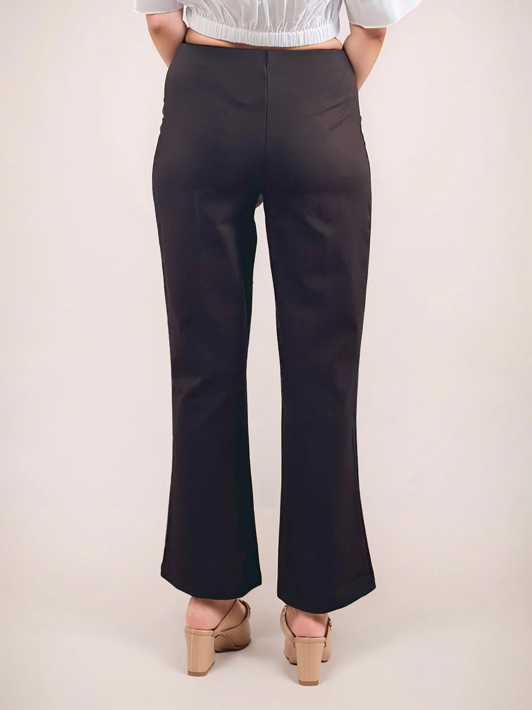 Zink London Women's Brown Solid Trouser - Image 4
