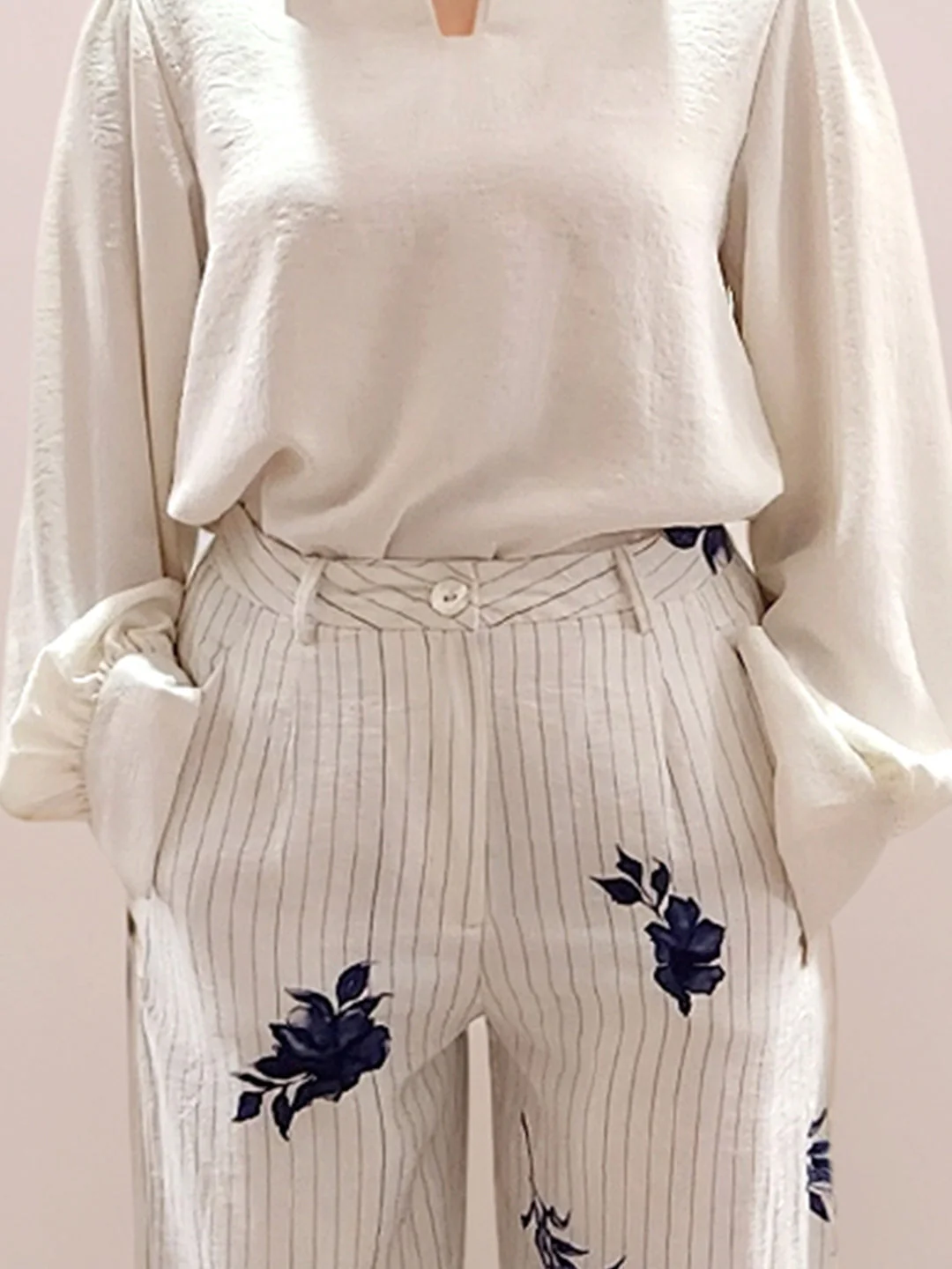 Zink London Women's Blue Floral Trouser - Image 6