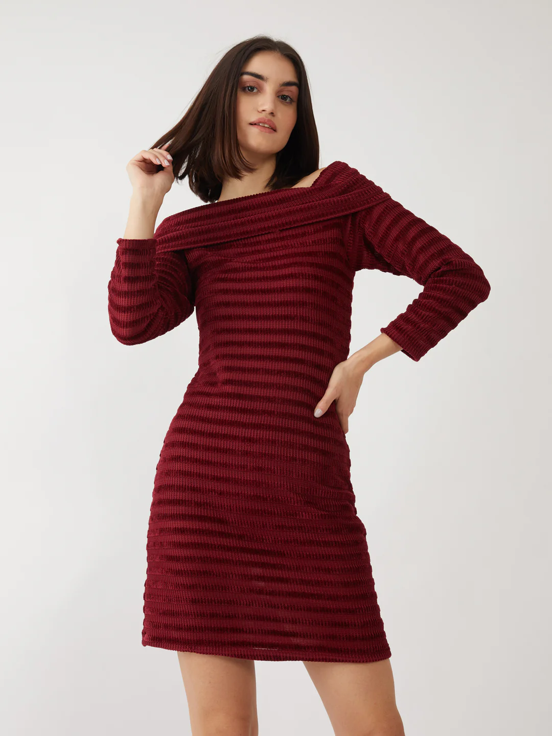 Maroon Solid Off-shoulder Short Dress - Image 2