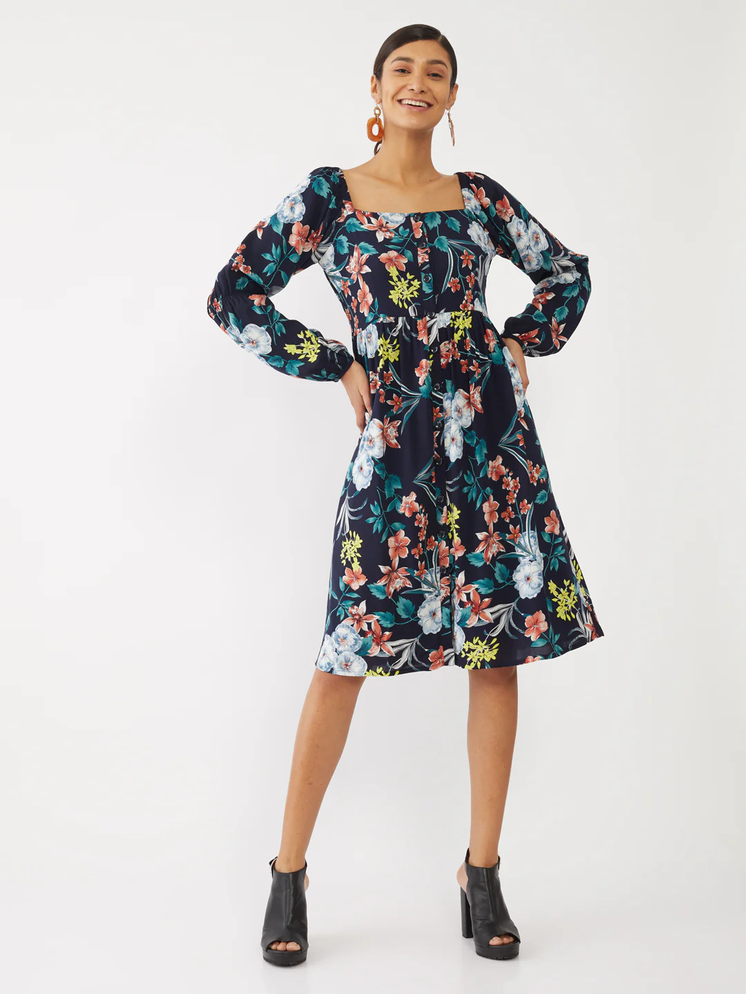 Navy Blue Printed Puff Sleeve Midi Dress - Image 2