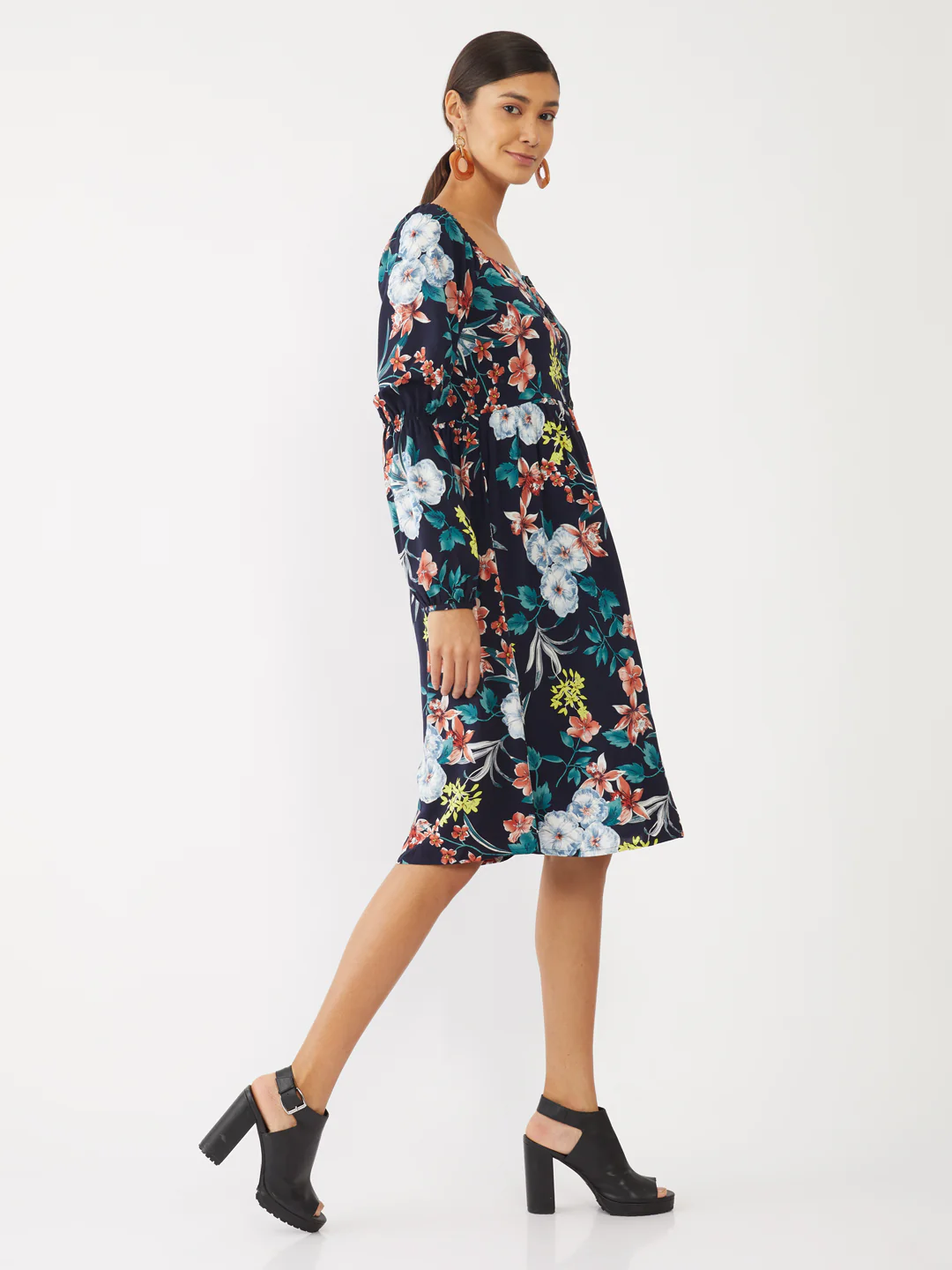 Navy Blue Printed Puff Sleeve Midi Dress - Image 3