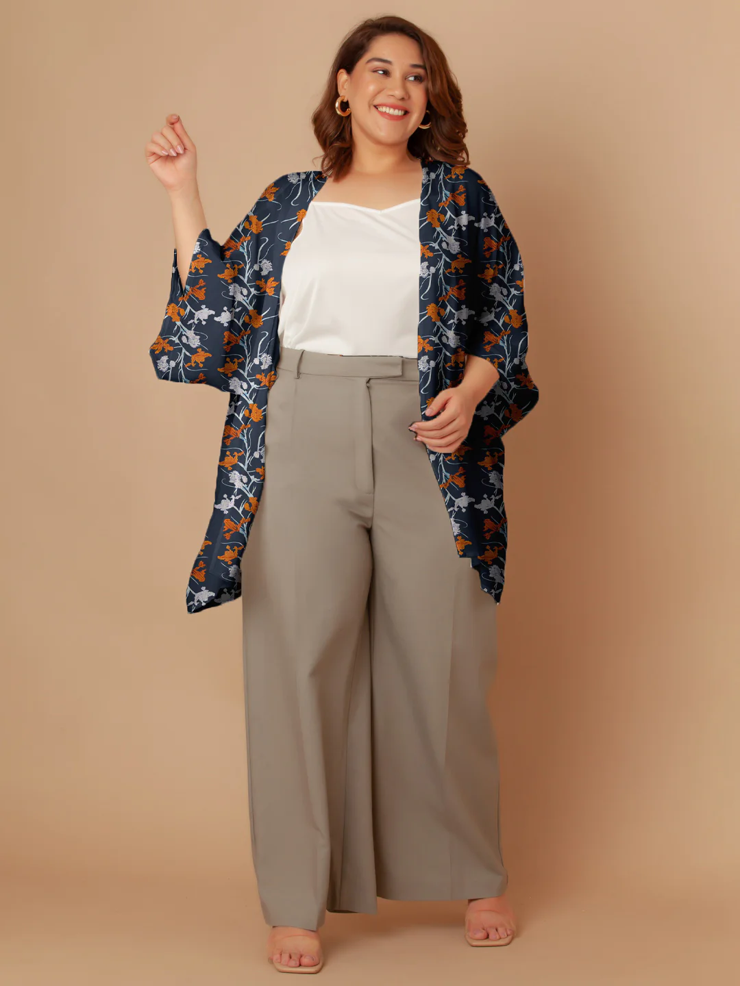 Navy Floral Print Peplum Shrug - Image 4