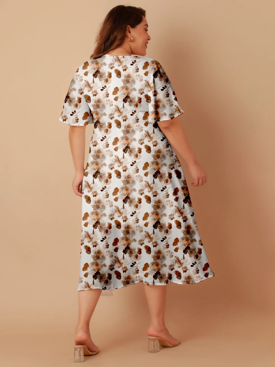 Off White Floral Print Flared Midi Dress - Image 6