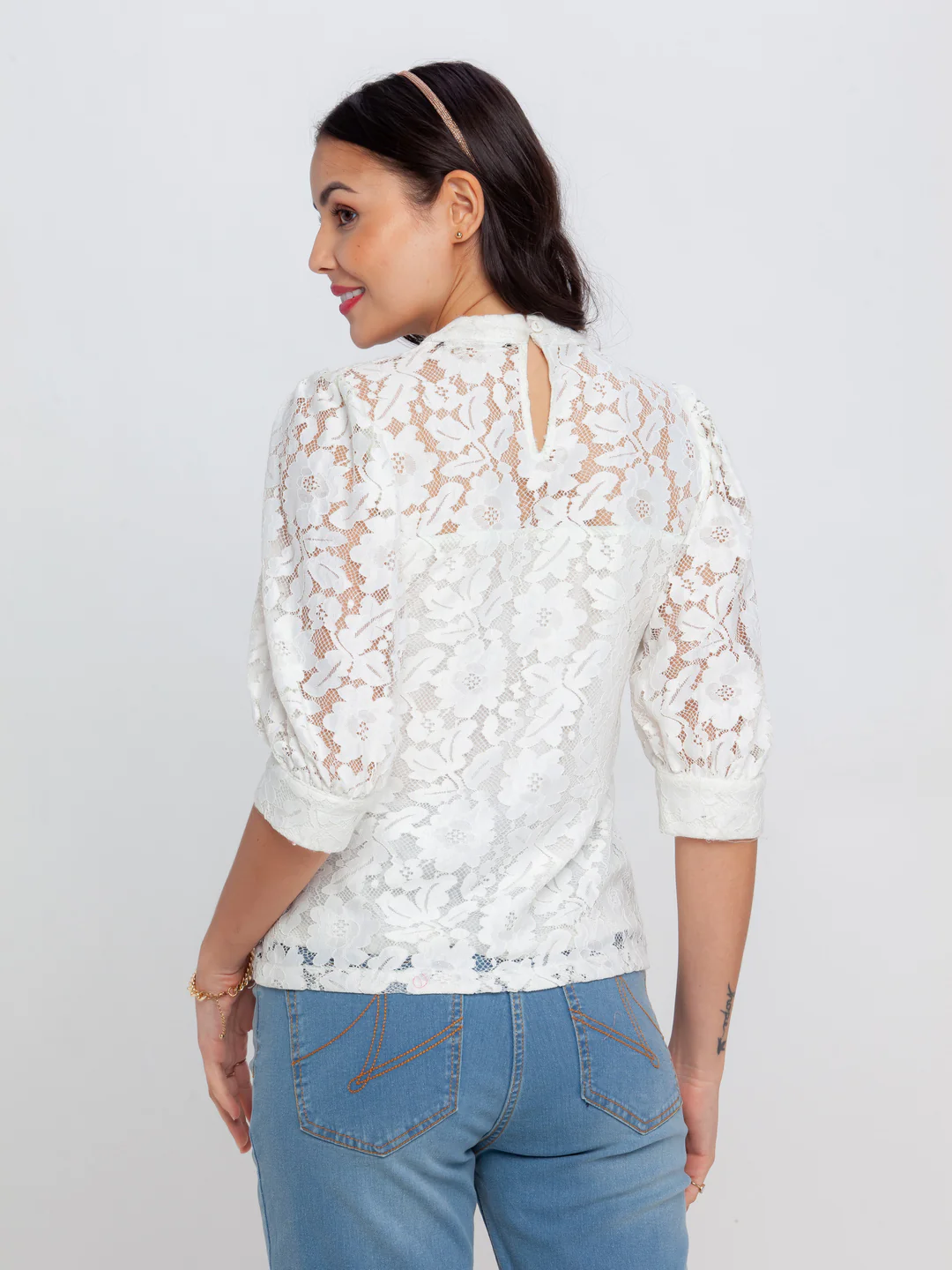 Off White Lace Fitted Top - Image 4