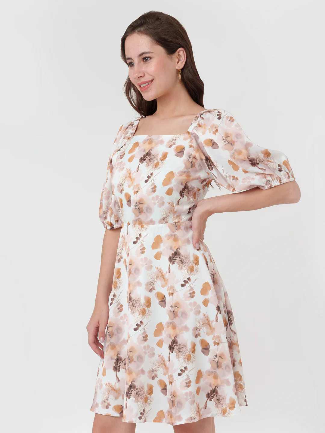 Off White Printed Flared Short Dress - Image 3