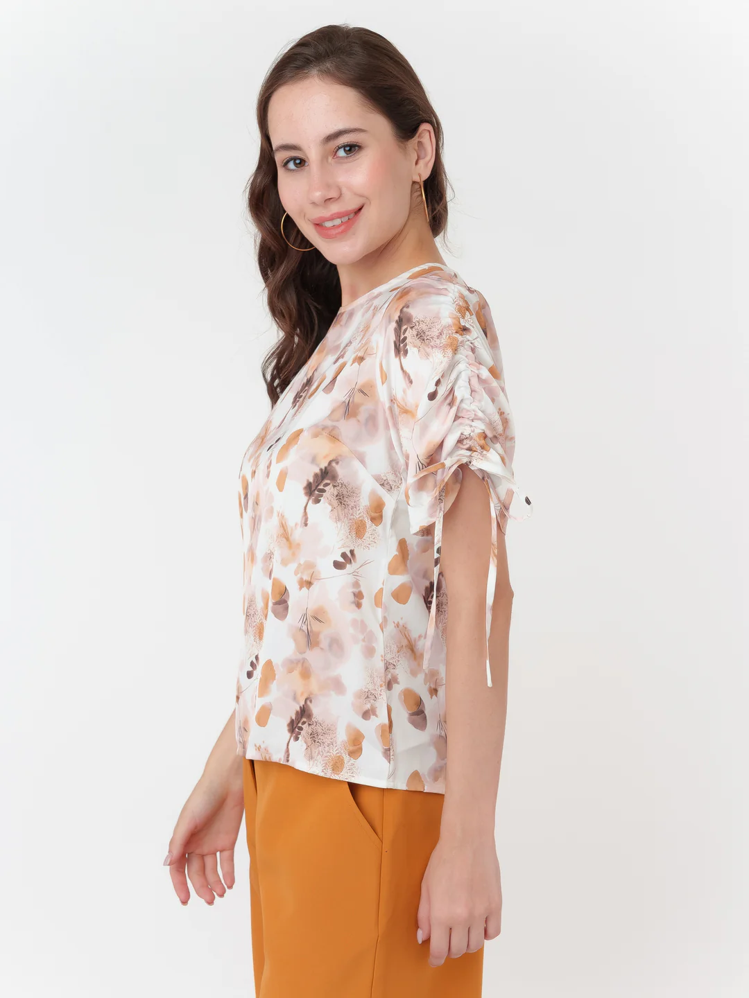 Off White Printed Regular Top - Image 3