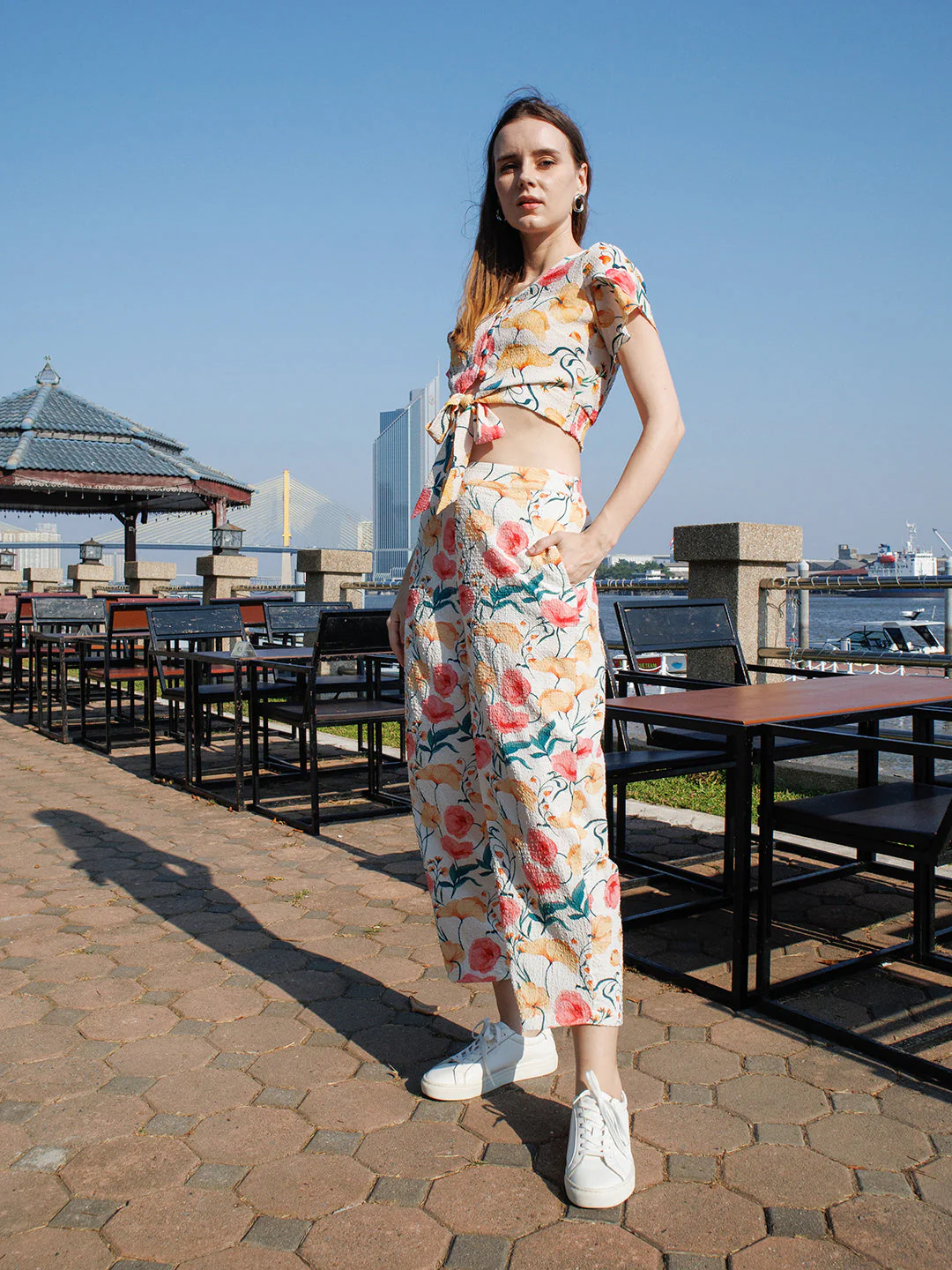 Off-White Tropical Print Straight Fit Trouser - Image 5