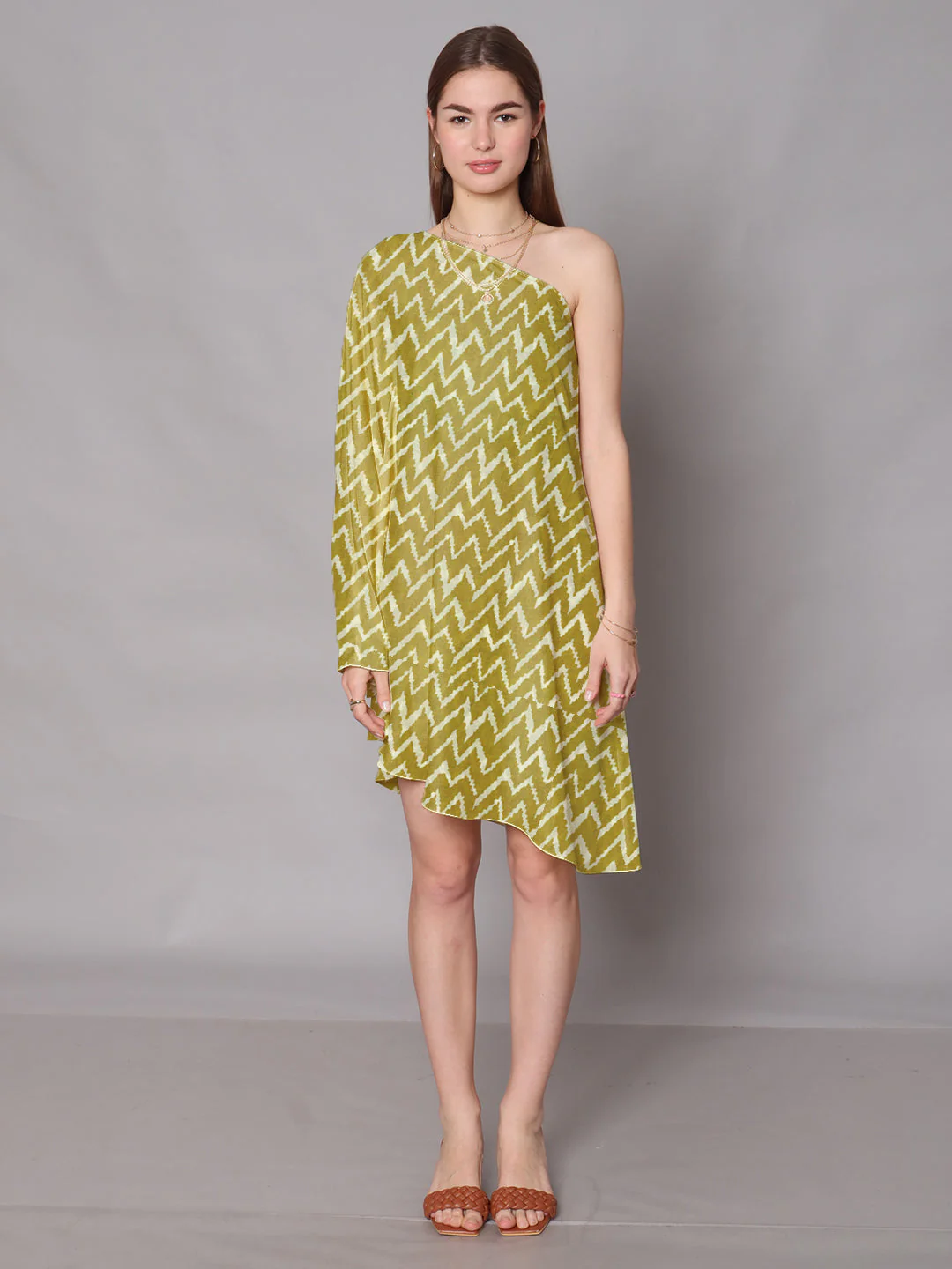 Olive Green Geometric Printed One Shoulder Knee Length Dress - Image 2