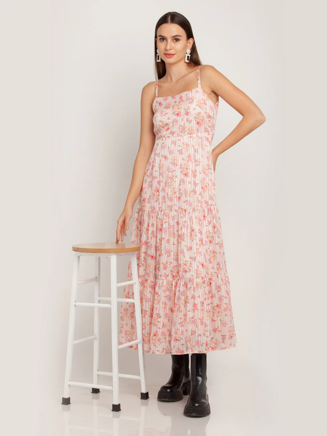 Pink Printed Tiered Maxi Dress - Image 5