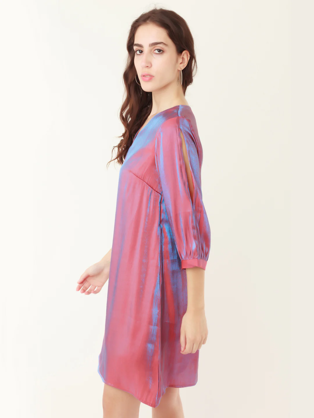 Red Solid Slit Sleeve Short Dress - Image 3
