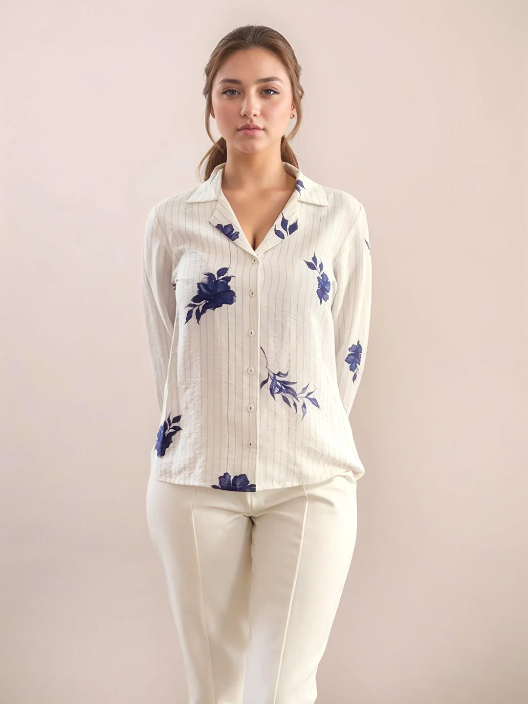 Zink London Women's Blue Floral Top - Image 2