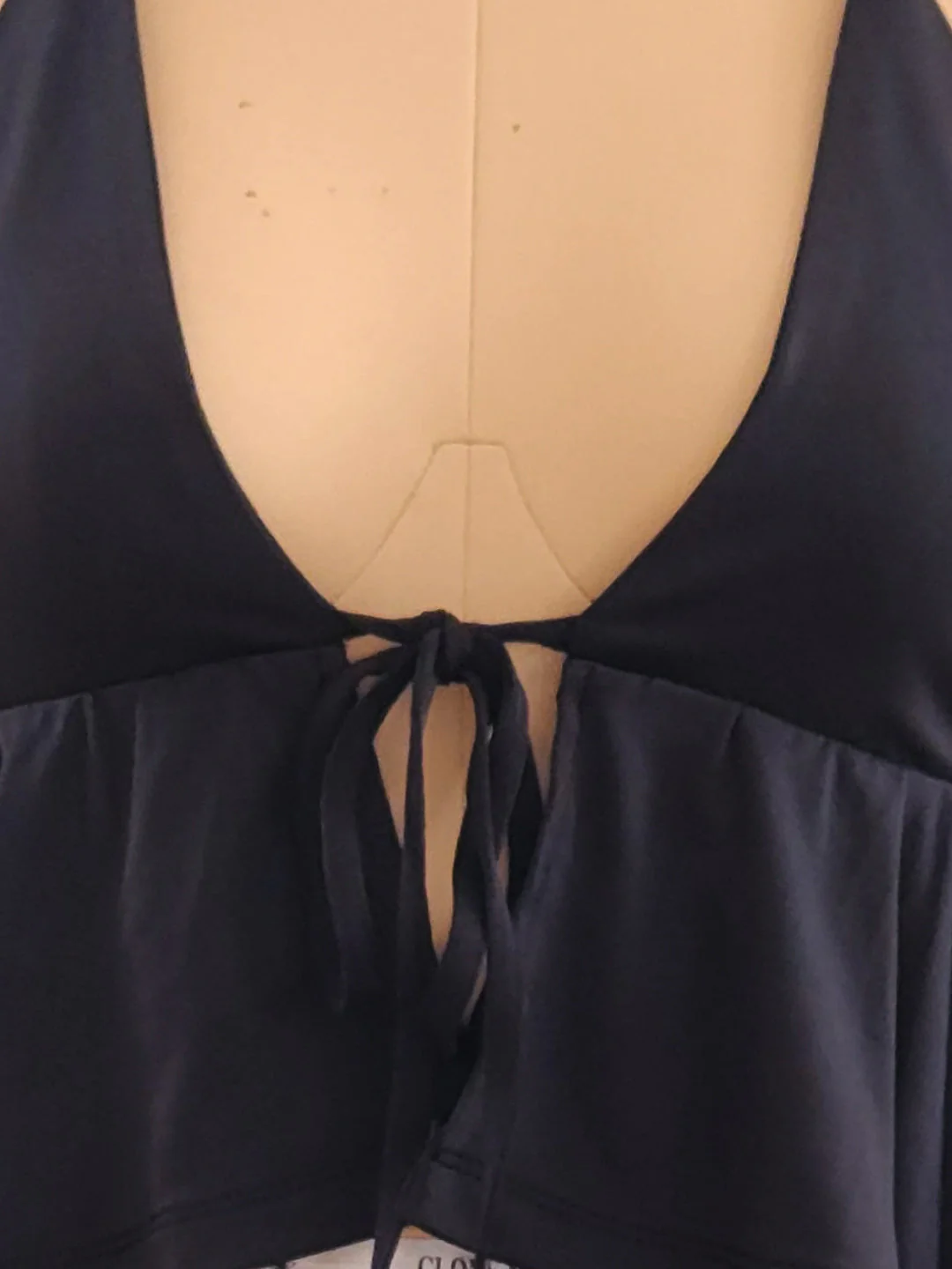 Black Solid Sleeveless Top - Image 5