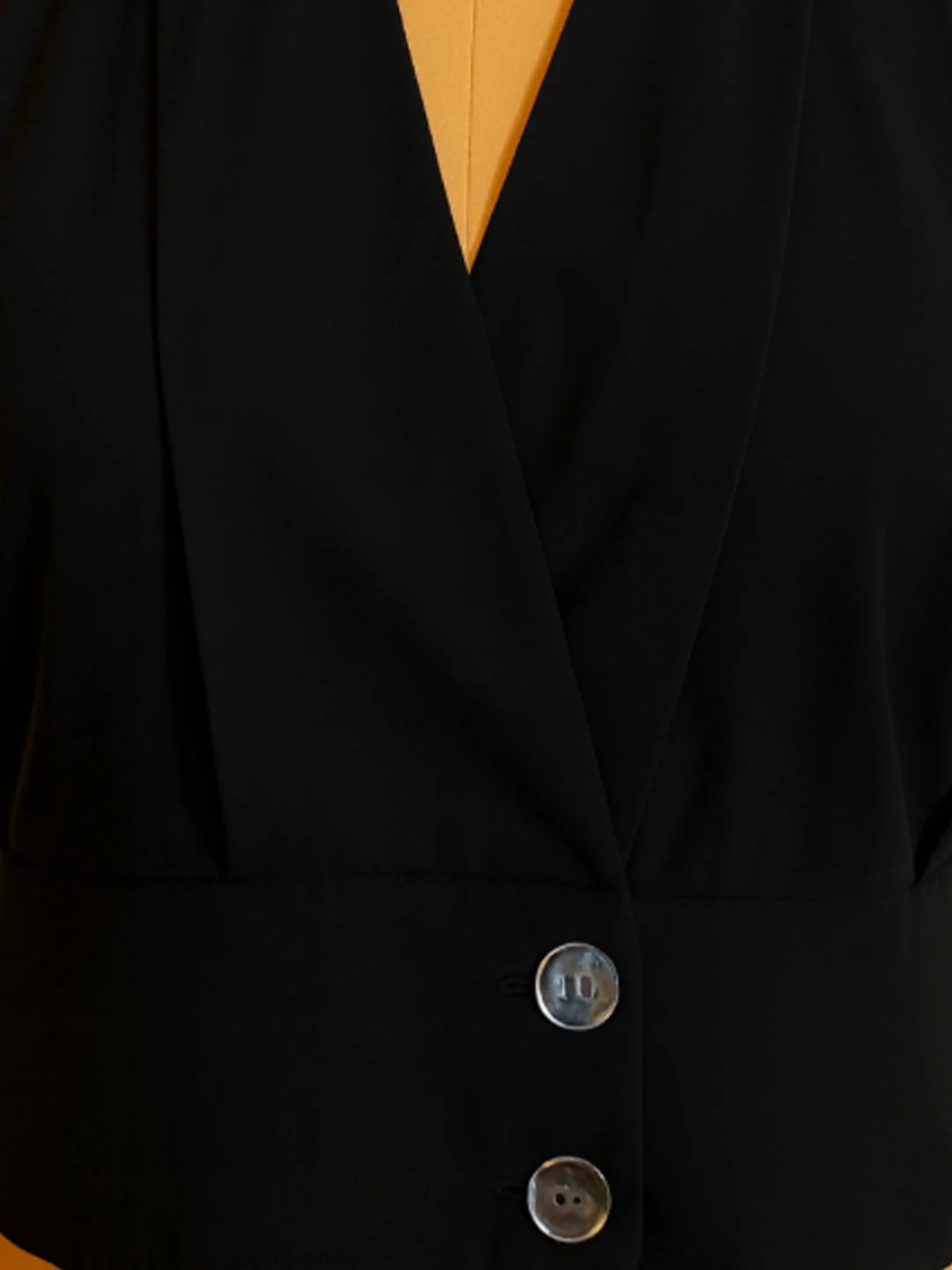 Black Solid Sleeveless Top - Image 5