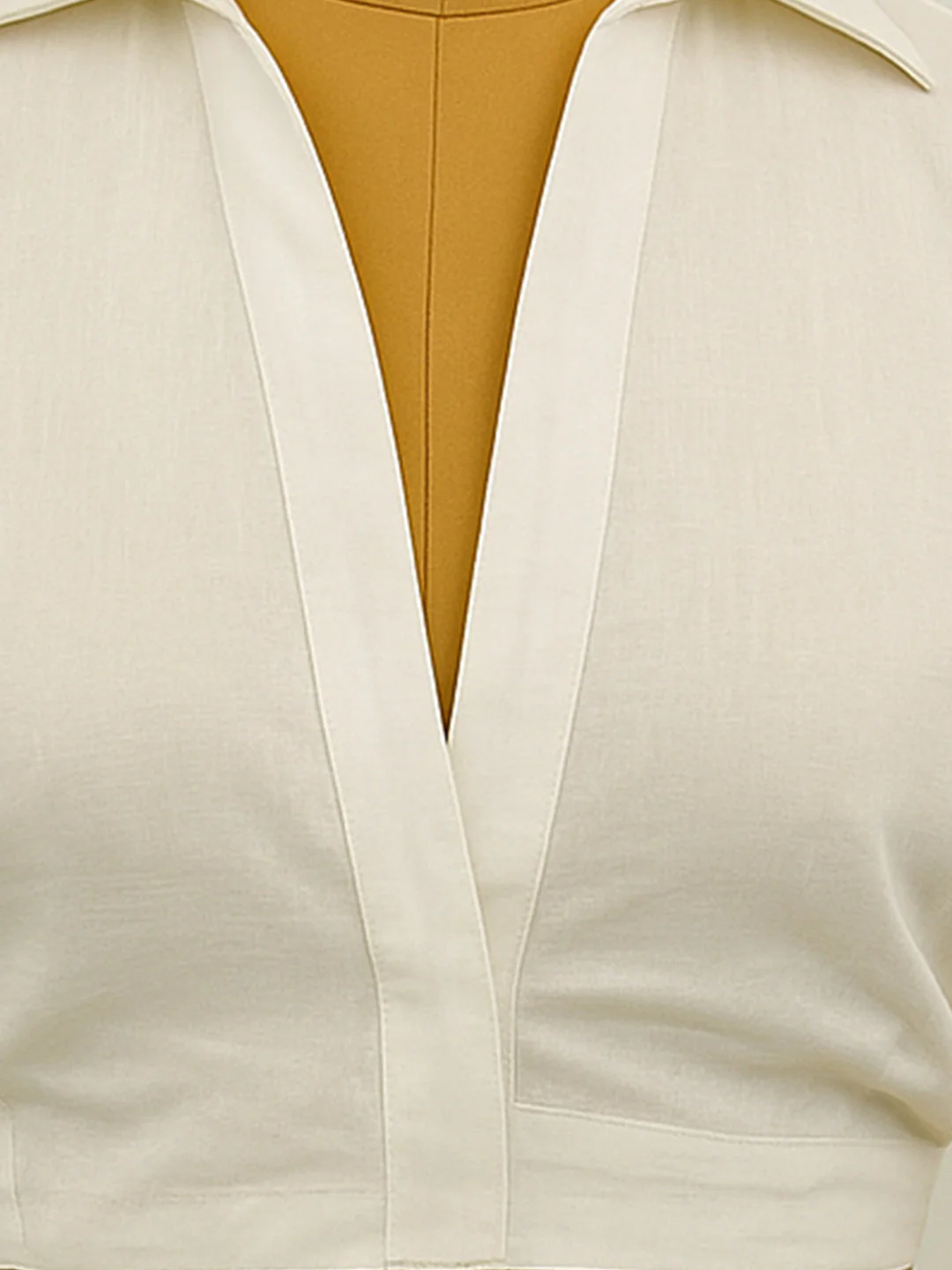 Off White Solid Half Sleeves Top - Image 5