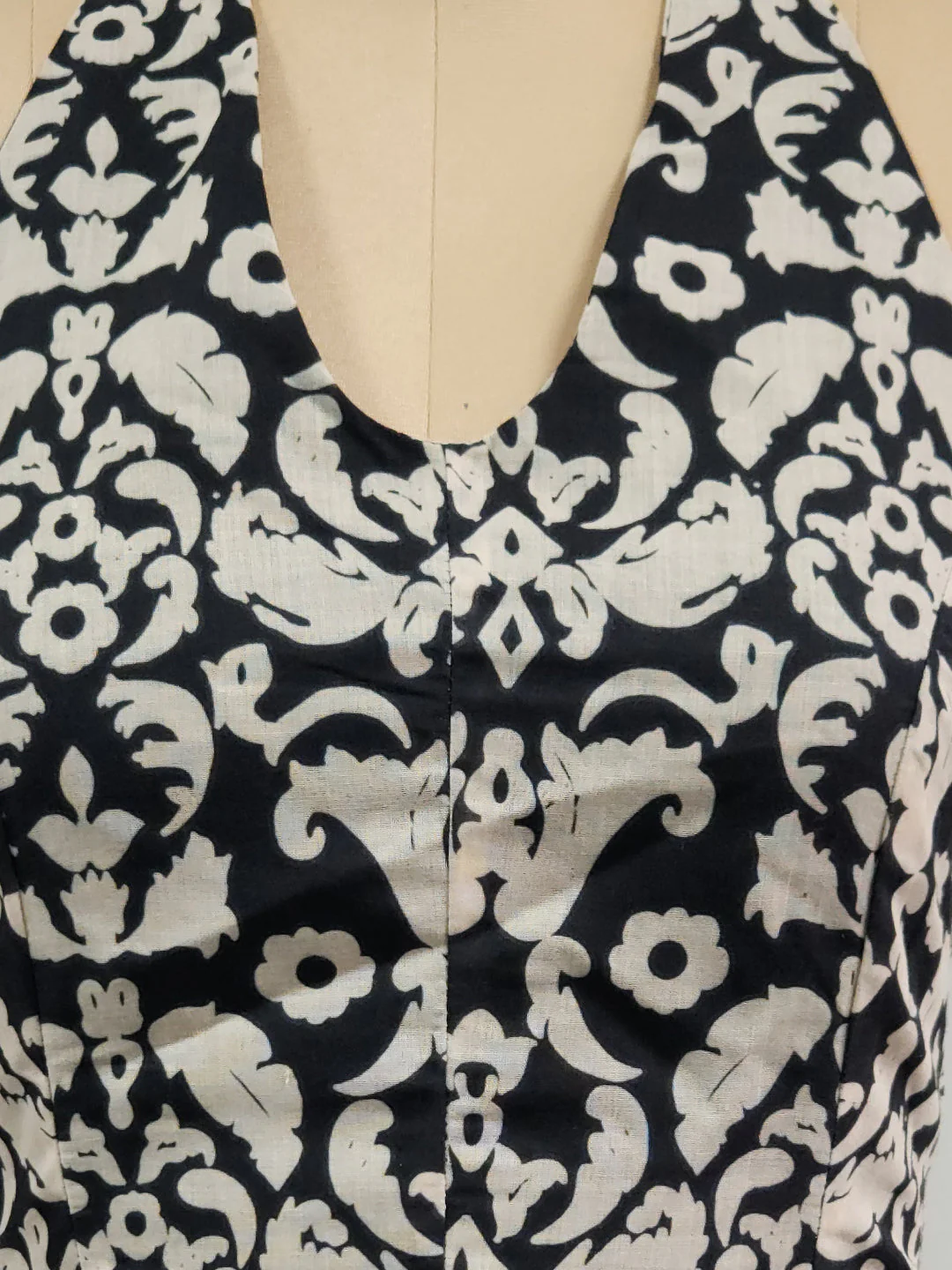 Black Ethnic Motifs Sleeveless Top - Image 5