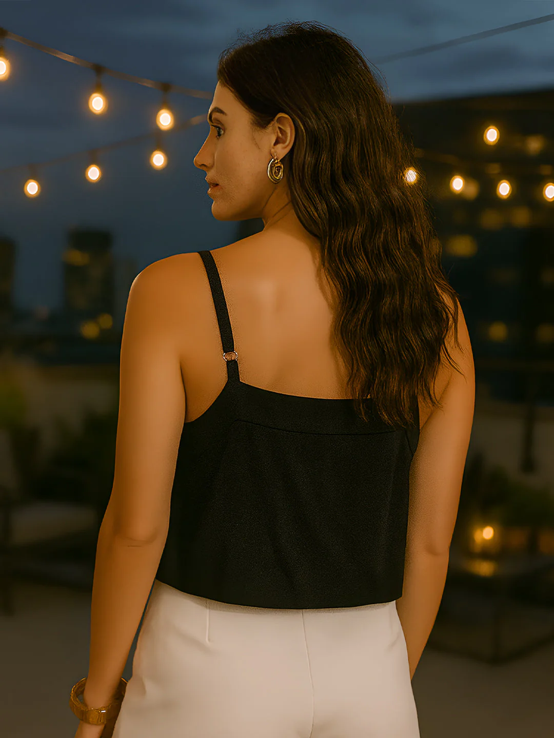Black Solid Sleeveless Top - Image 4
