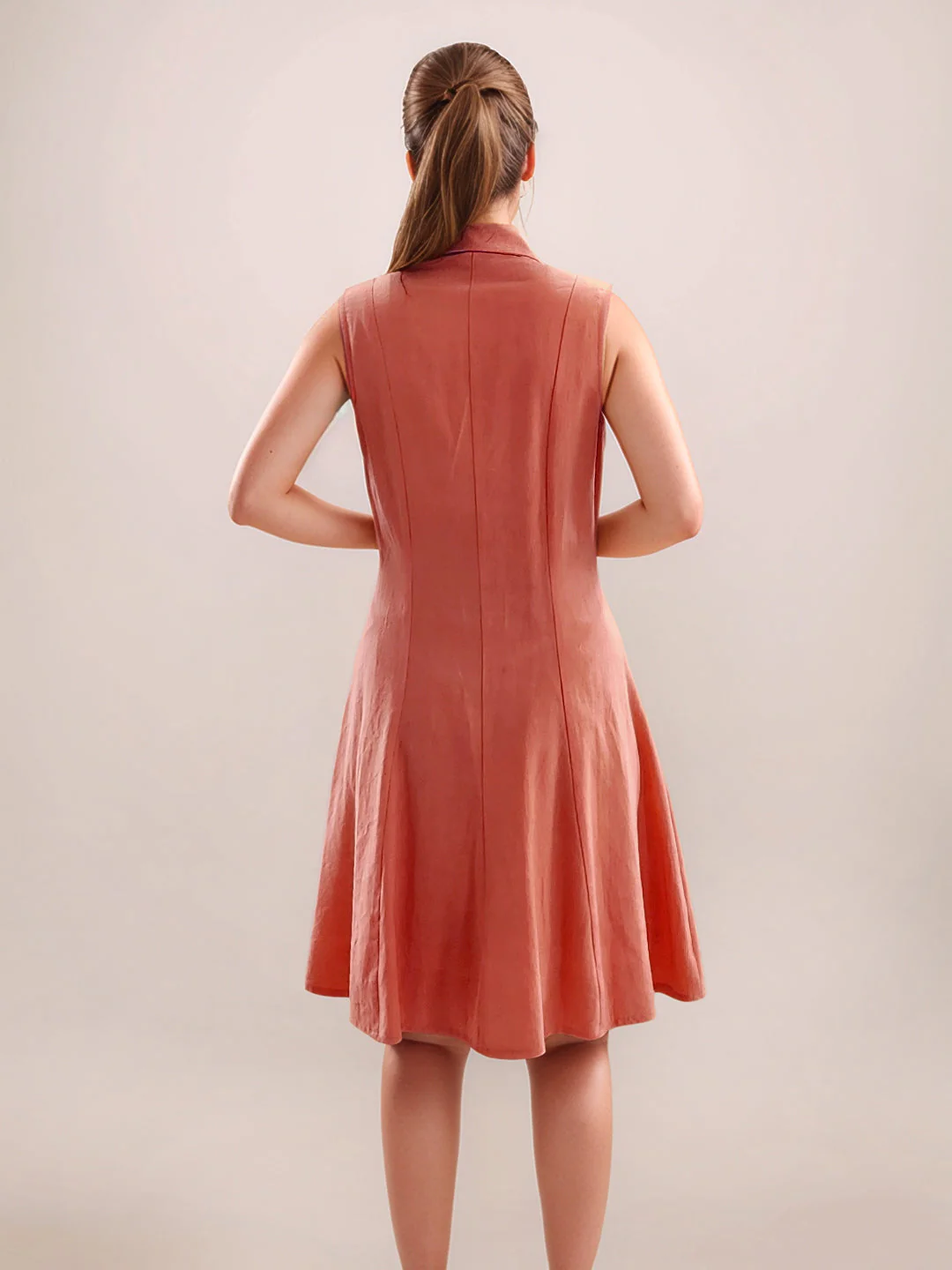 Red Textured Sleeveless Midi - Image 4