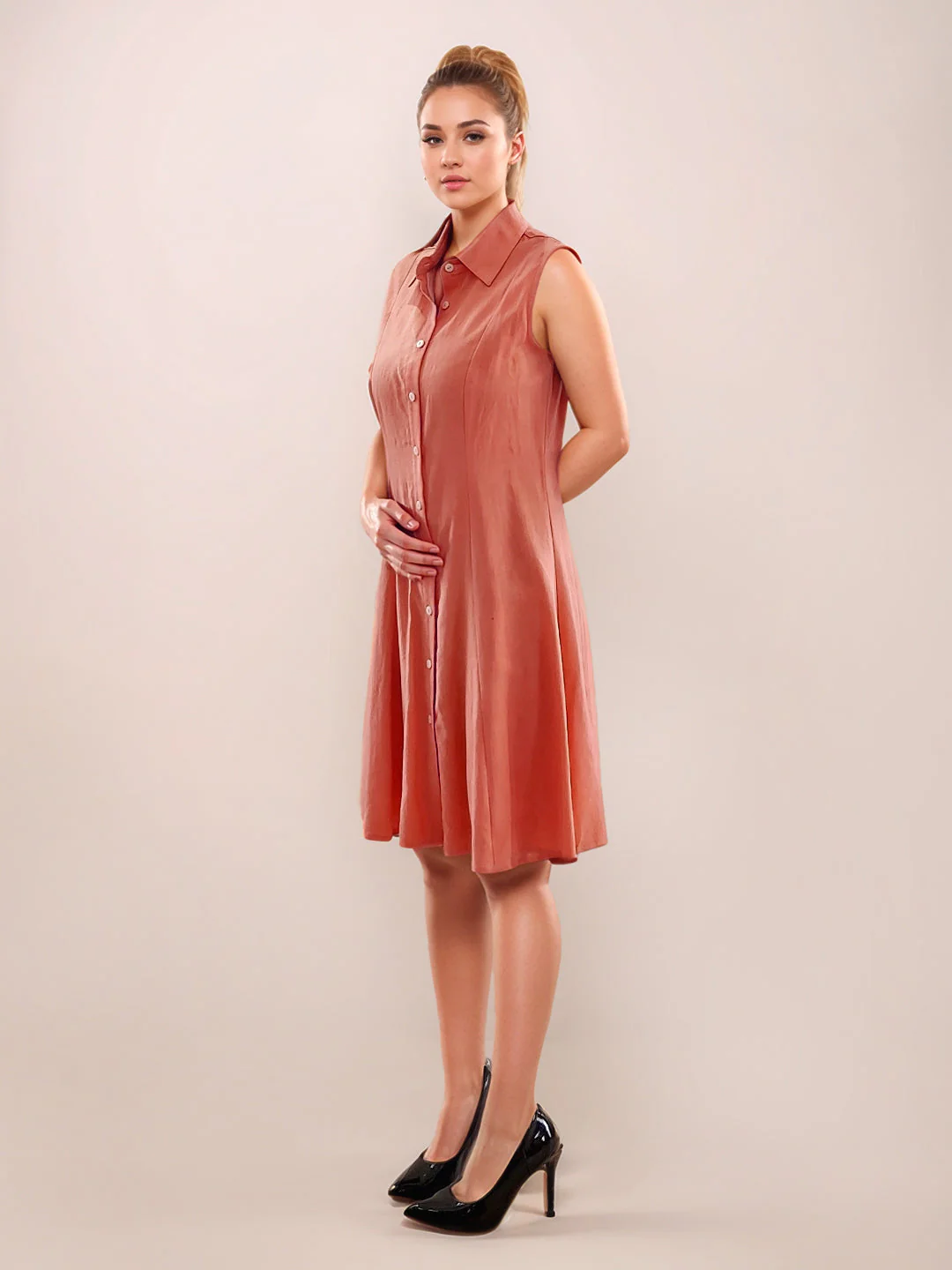 Red Textured Sleeveless Midi - Image 5