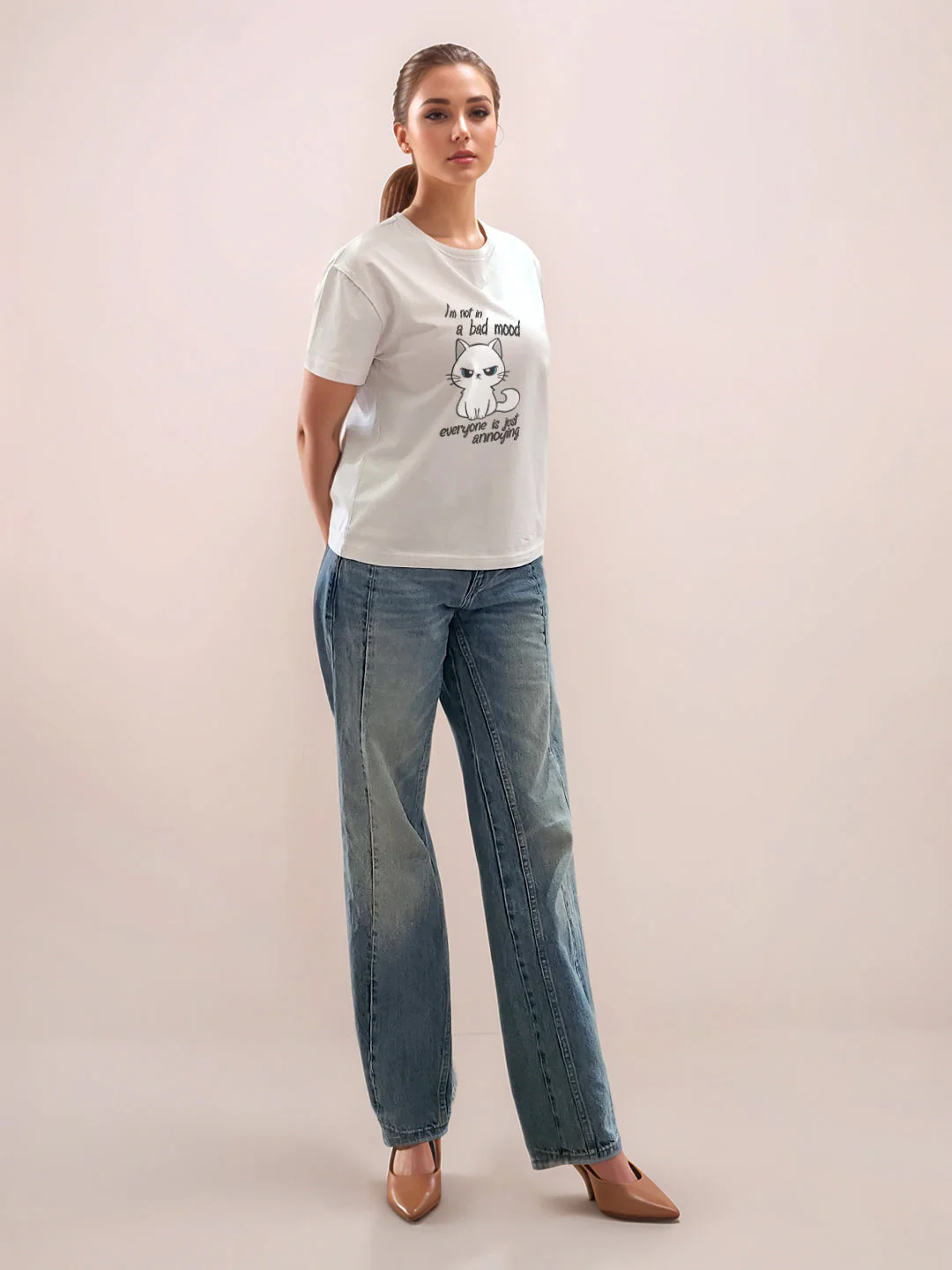 White Graphic Half Sleeves T-Shirt - Image 5