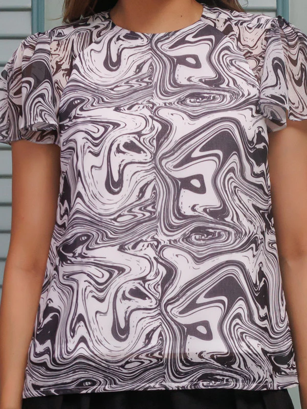 White Abstract Basic Top - Image 6